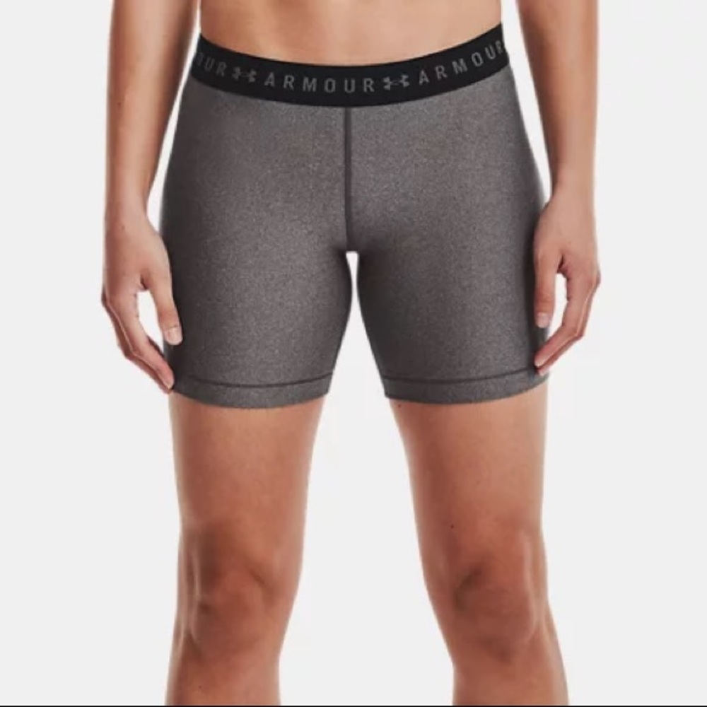 UA Women's HeatGear Armour Middy Shorts